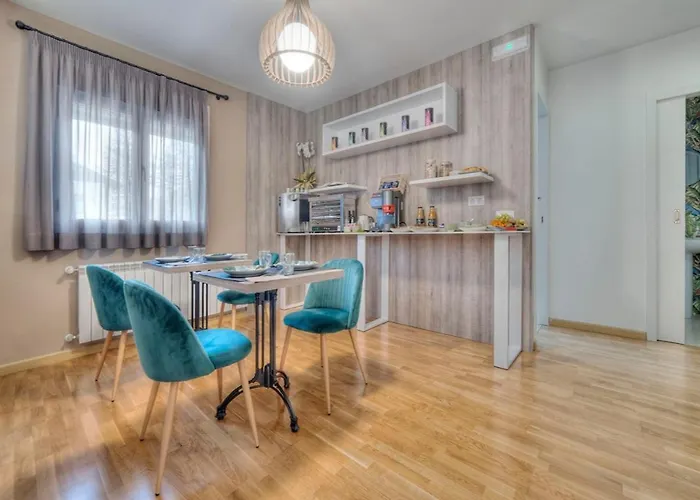 Pura Vida Pirineos * Jaca